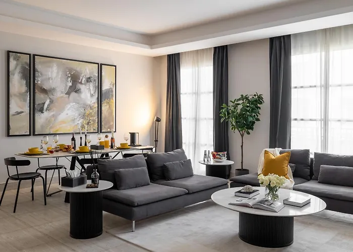 Modern 3Br Retreat I Gym, Balcony & Prime Location