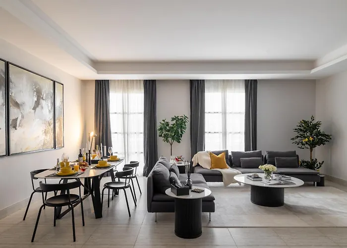 Modern 3Br Retreat I Gym, Balcony & Prime Location